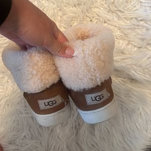 Foldable/ankle Nude suede ugh boots